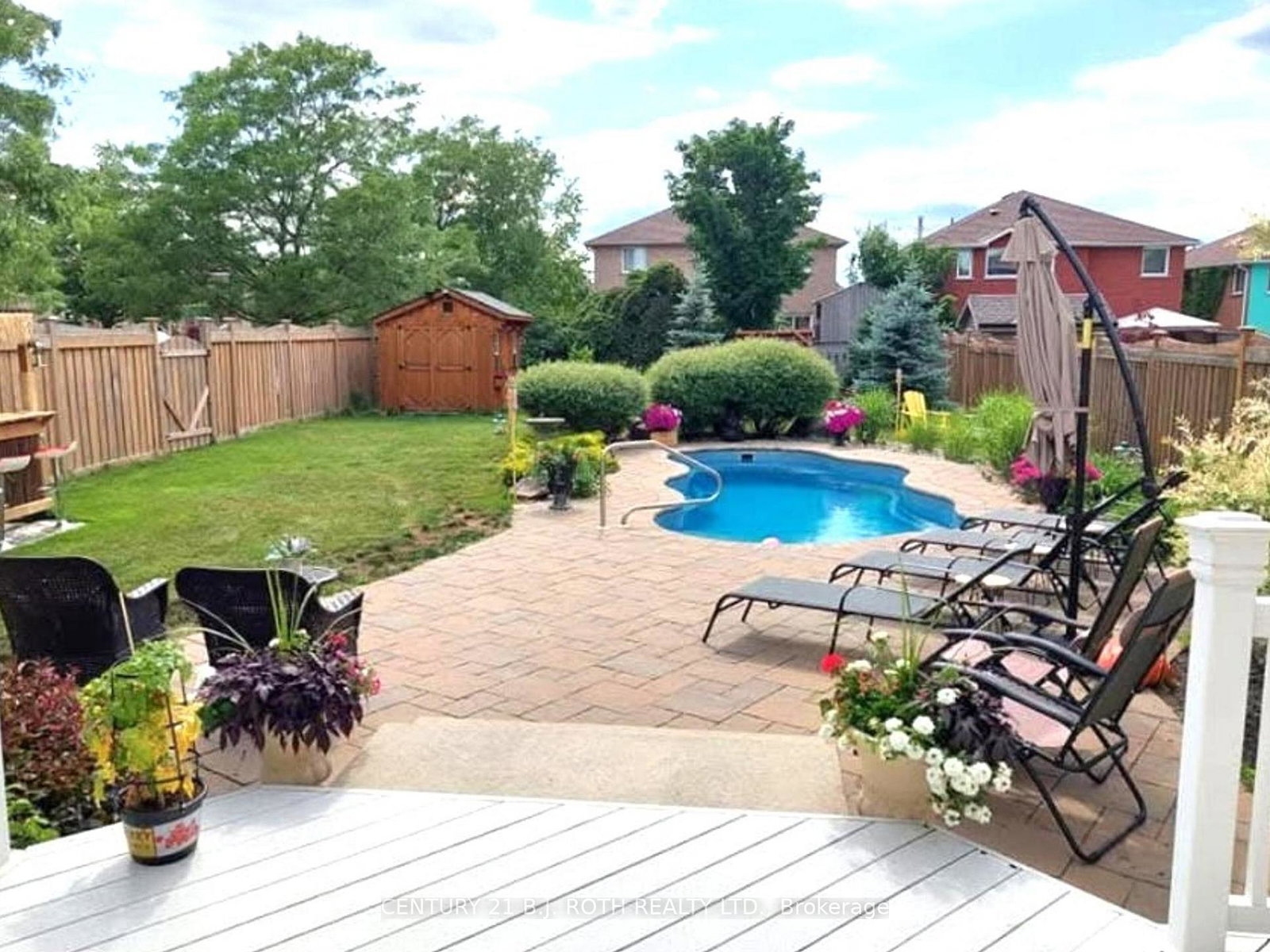 14-round-leaf-court-barrie-ontario-s13223936