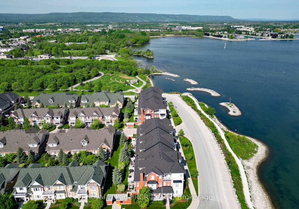 16-wheelhouse-crescent-collingwood-ontario-s13224392