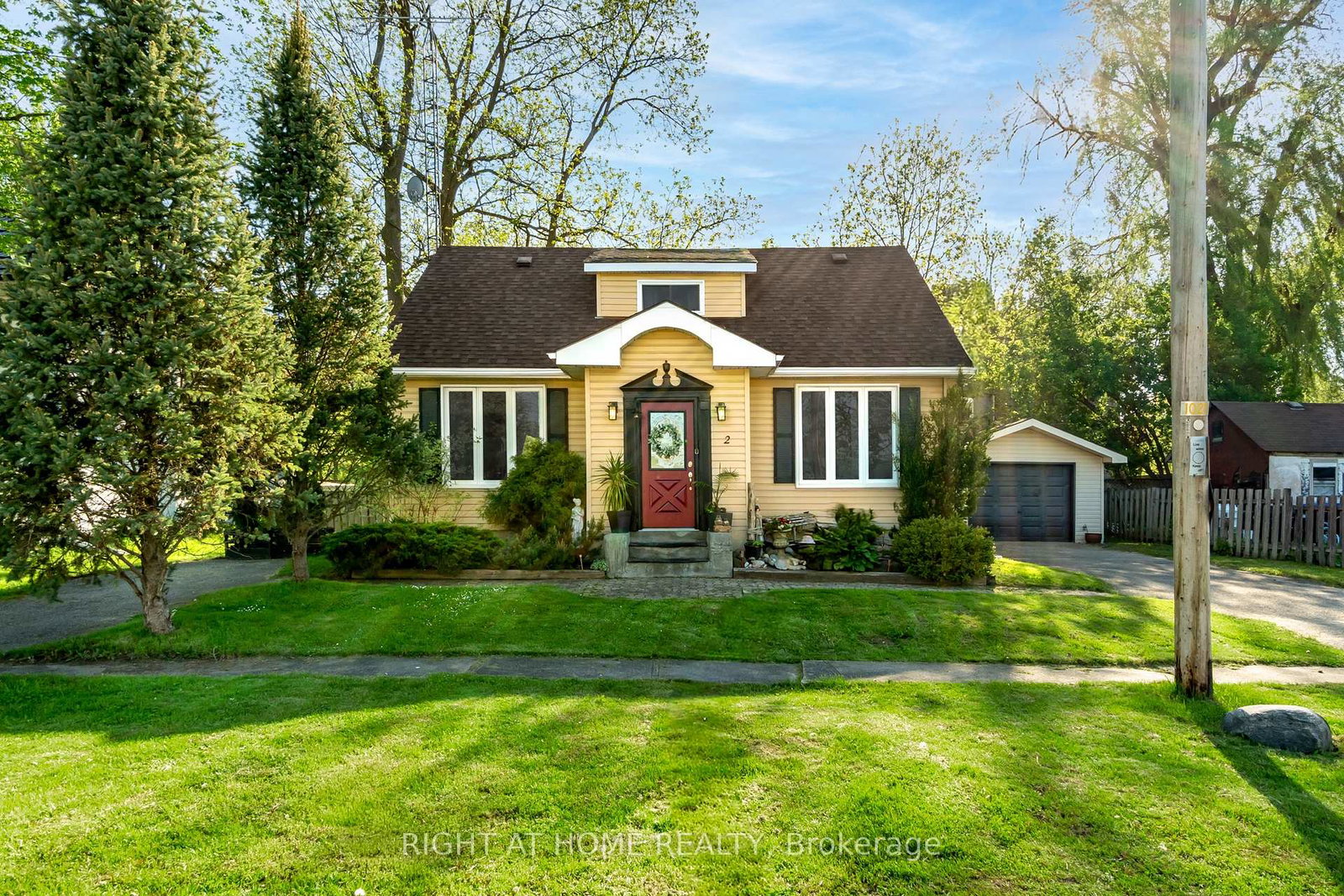 2-hogback-road-clearview-ontario-s13226456