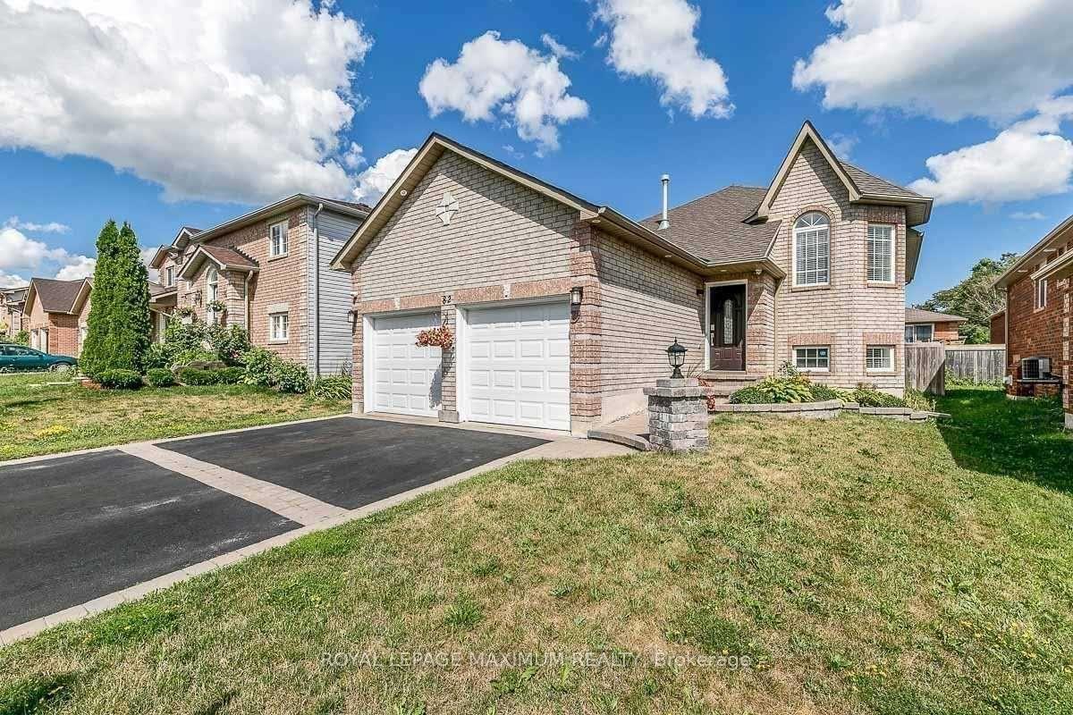 82-ambler-barrie-ontario-s13229102