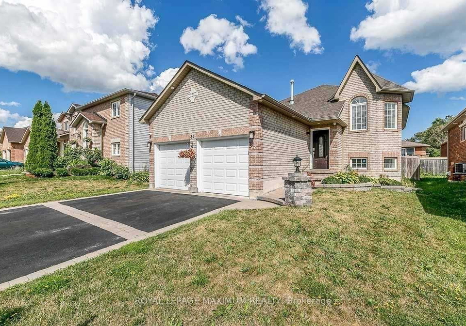 82-ambler-barrie-ontario-s13229102