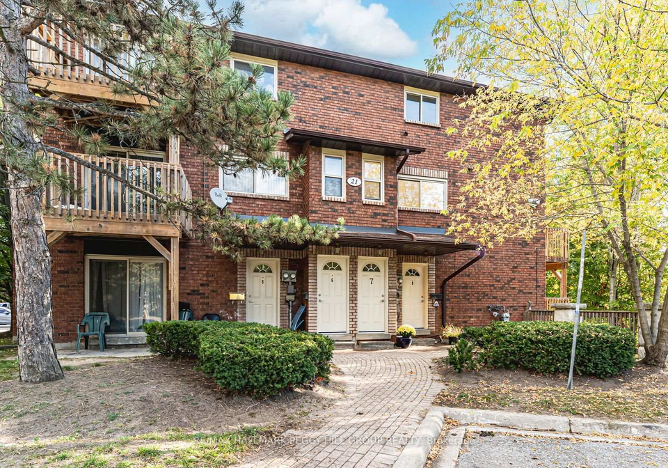 21-evergreen-court-barrie-ontario-s13230488