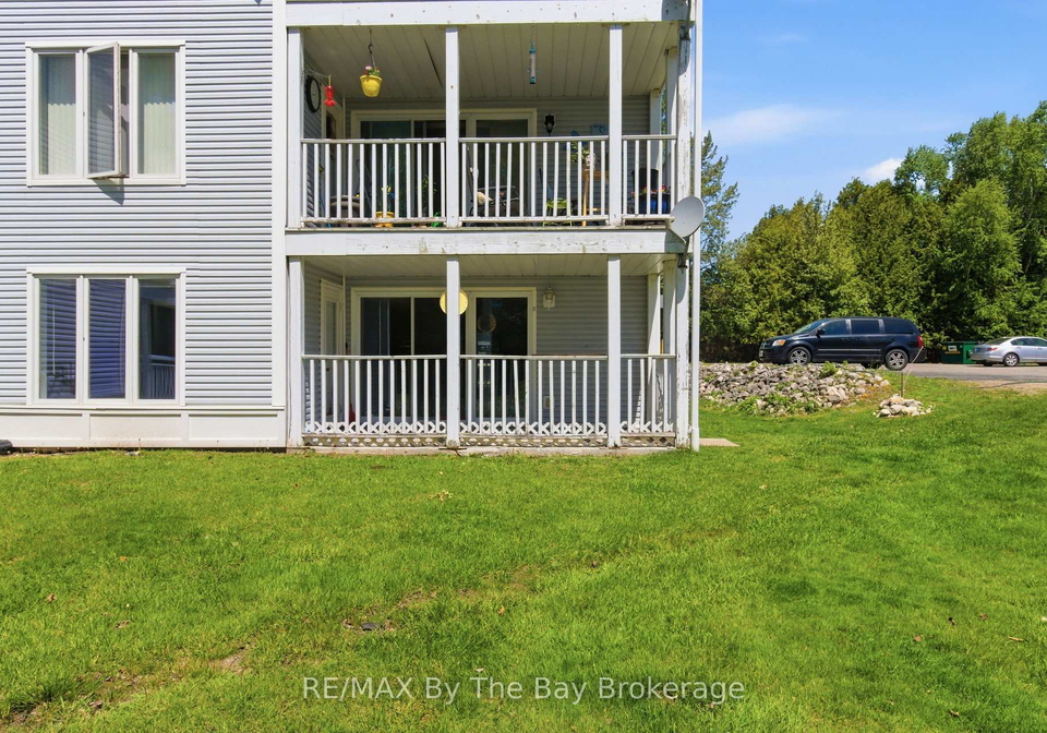 10-mulligan-lane-wasaga-beach-ontario-s13232766