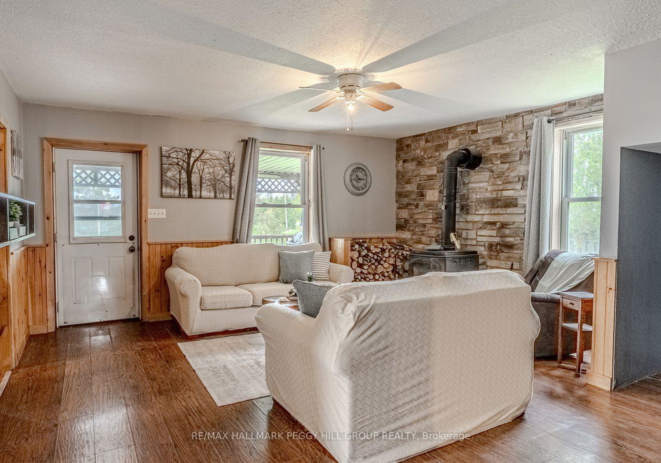 1601-penetanguishene-road-oro-medonte-ontario-s13234322