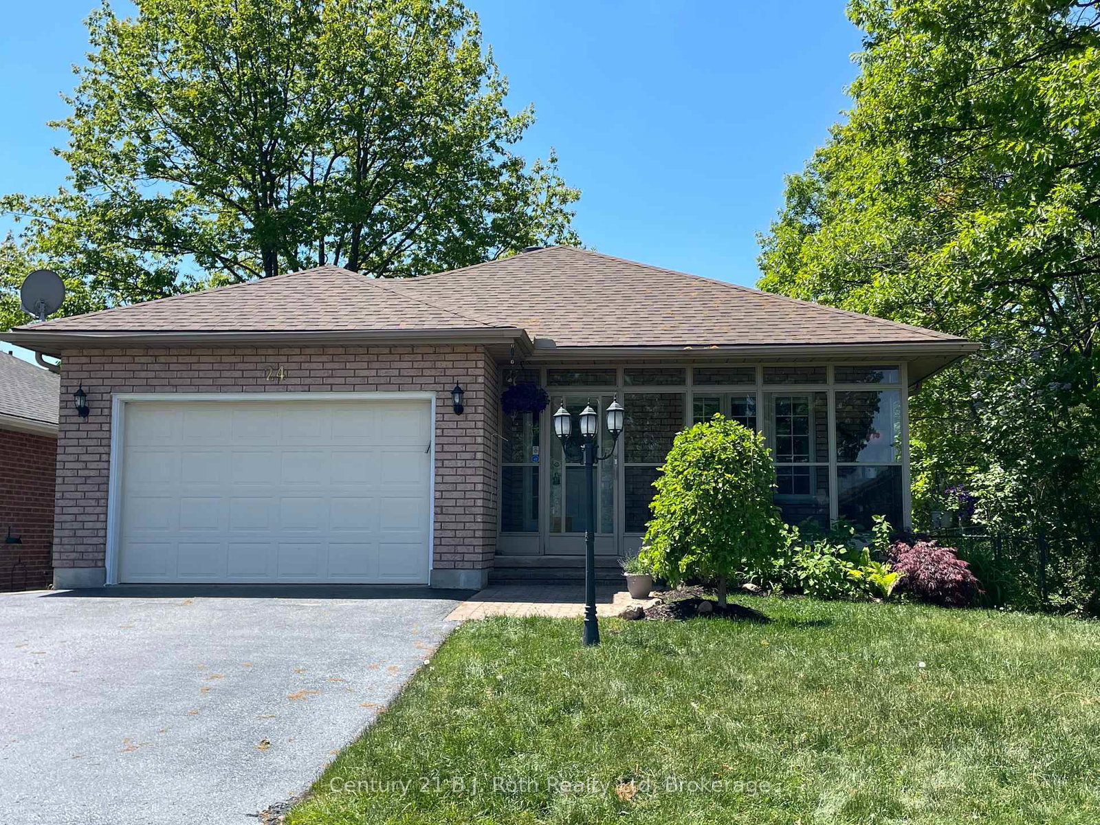 24-marchand-drive-penetanguishene-ontario-s13234834