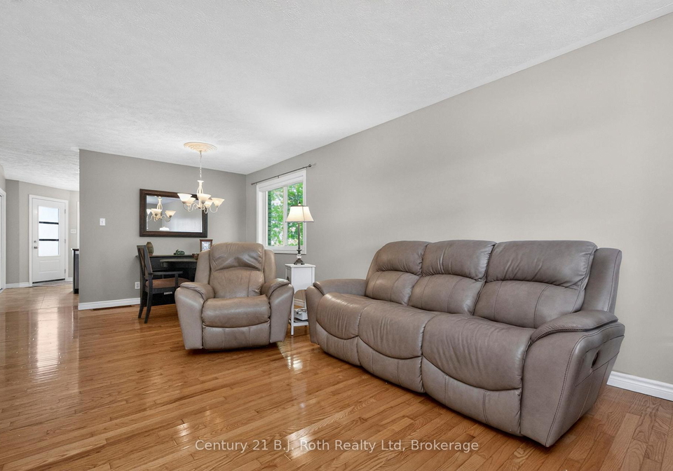 24-marchand-drive-penetanguishene-ontario-s13234834