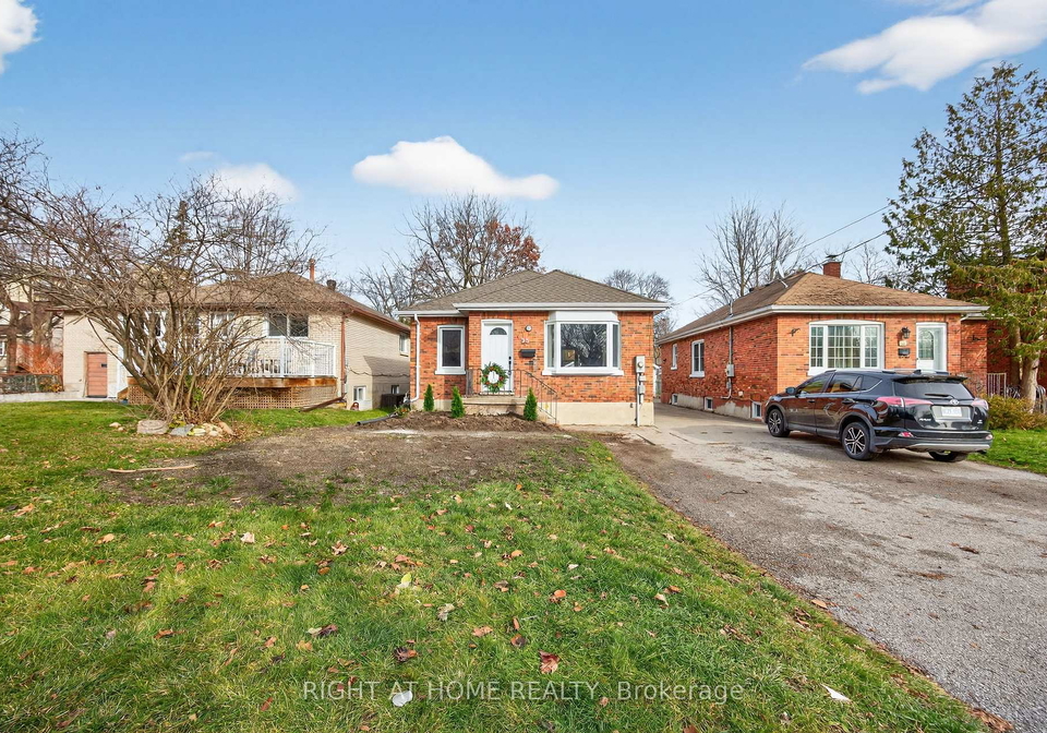 25-thomson-street-barrie-ontario-s13235250