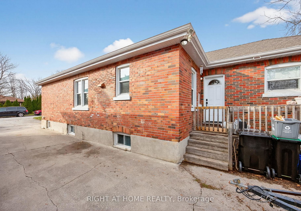 25-thomson-street-barrie-ontario-s13235250