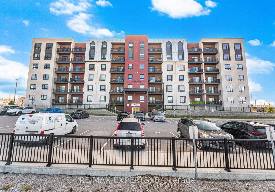 10-culinary-lane-barrie-ontario-s13236866