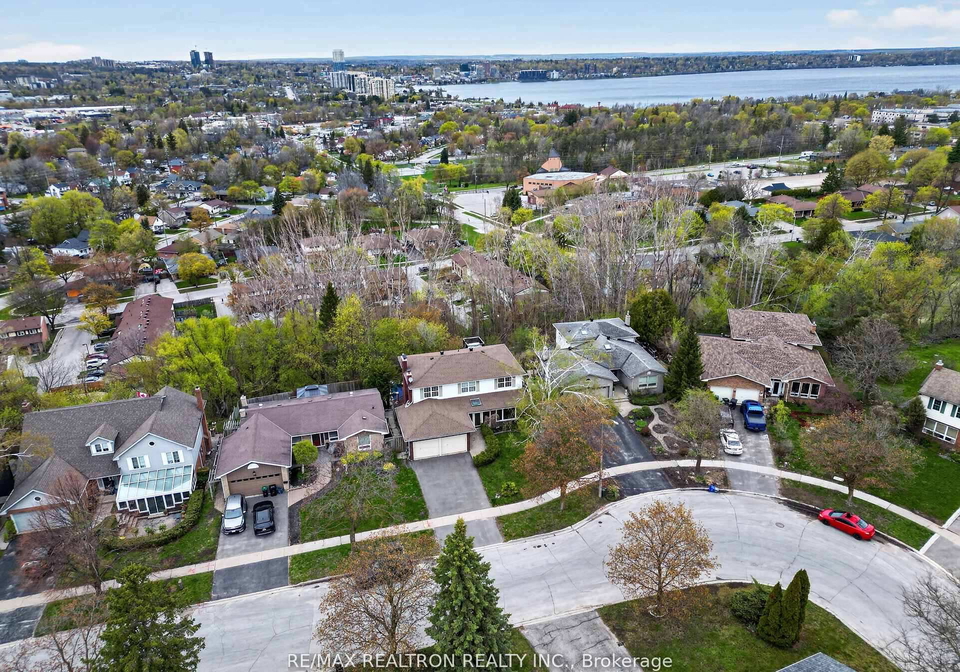 18-debra-crescent-barrie-ontario-s13238928