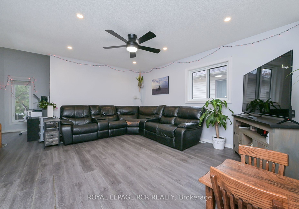 121-dyer-drive-wasaga-beach-ontario-s13239430