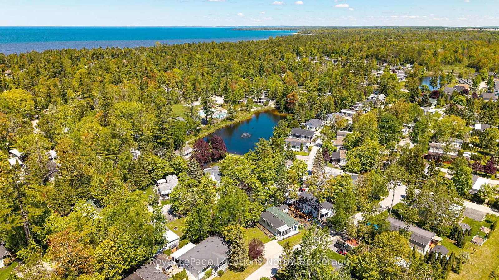 55-topaz-street-wasaga-beach-ontario-s13239498