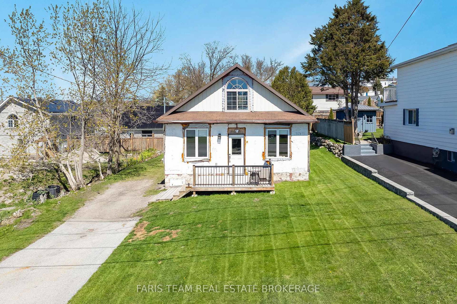 5-scott-street-penetanguishene-ontario-s13239696