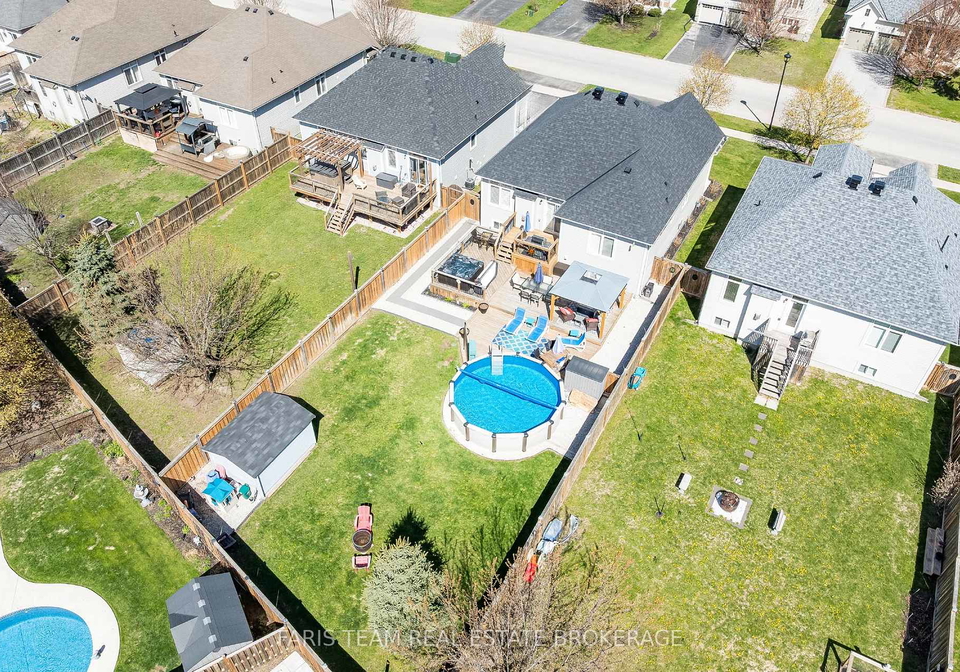 9-broadpoint-street-wasaga-beach-ontario-s13240302