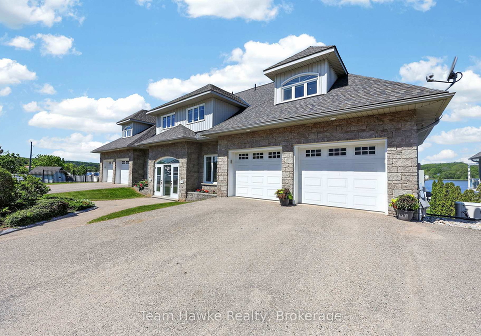 2-beck-boulevard-penetanguishene-ontario-s13241312