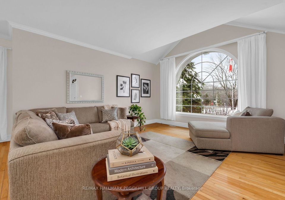 45-brule-street-penetanguishene-ontario-s13241790