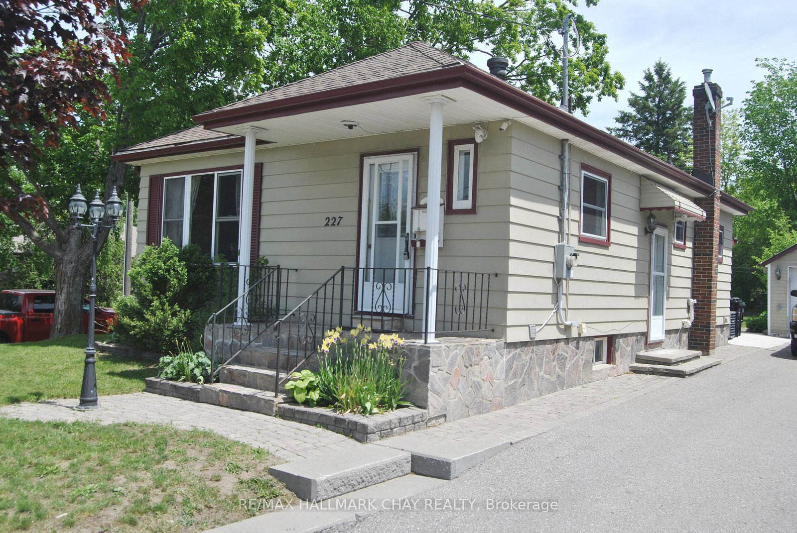 227-duckworth-street-barrie-ontario-s13242604