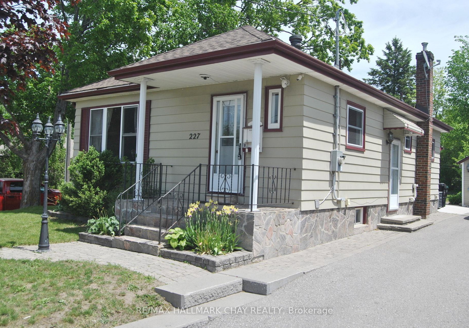 227-duckworth-street-barrie-ontario-s13242604
