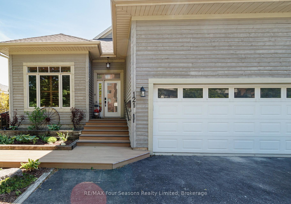 121-elm-street-collingwood-ontario-s13243482