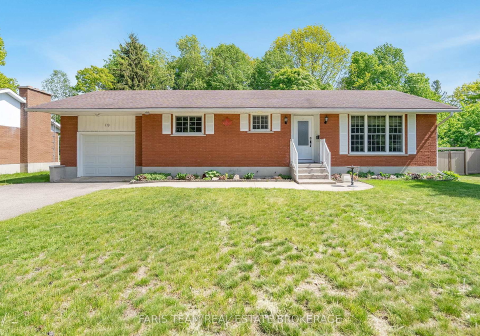 19-maplegate-road-tiny-ontario-s13246462