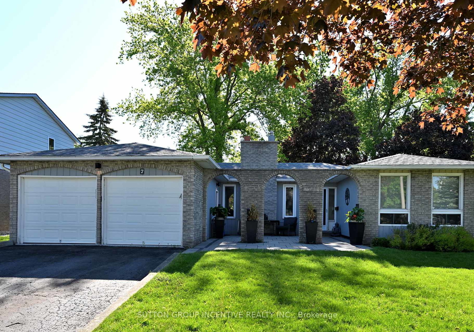 7-huron-street-barrie-ontario-s13246602