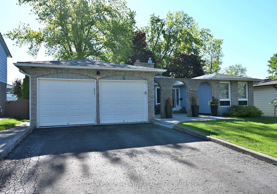 7-huron-street-barrie-ontario-s13246602