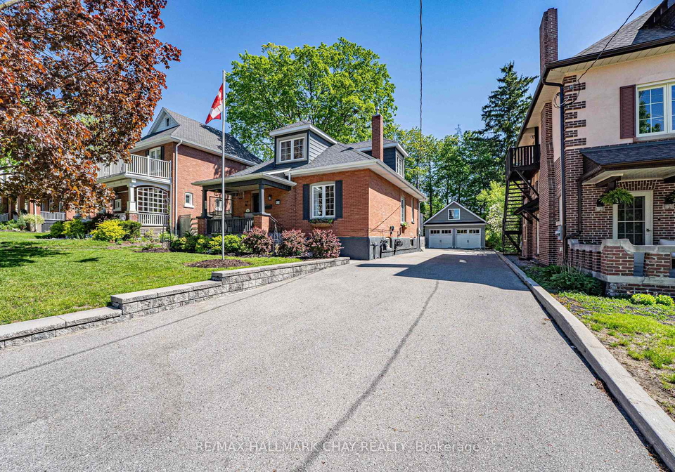 125-toronto-street-barrie-ontario-s13246898