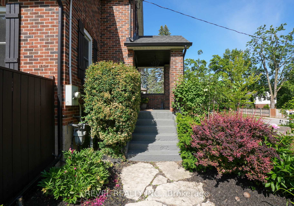 36-dalton-street-barrie-ontario-s13248472