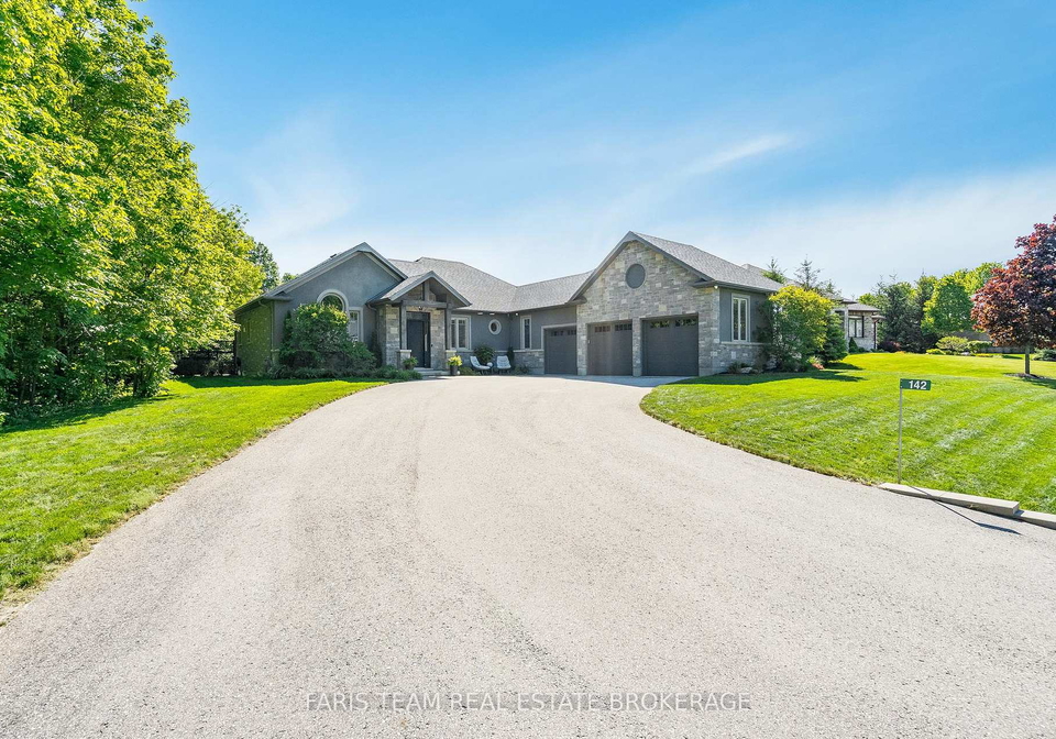 142-mennill-drive-springwater-ontario-s13248600