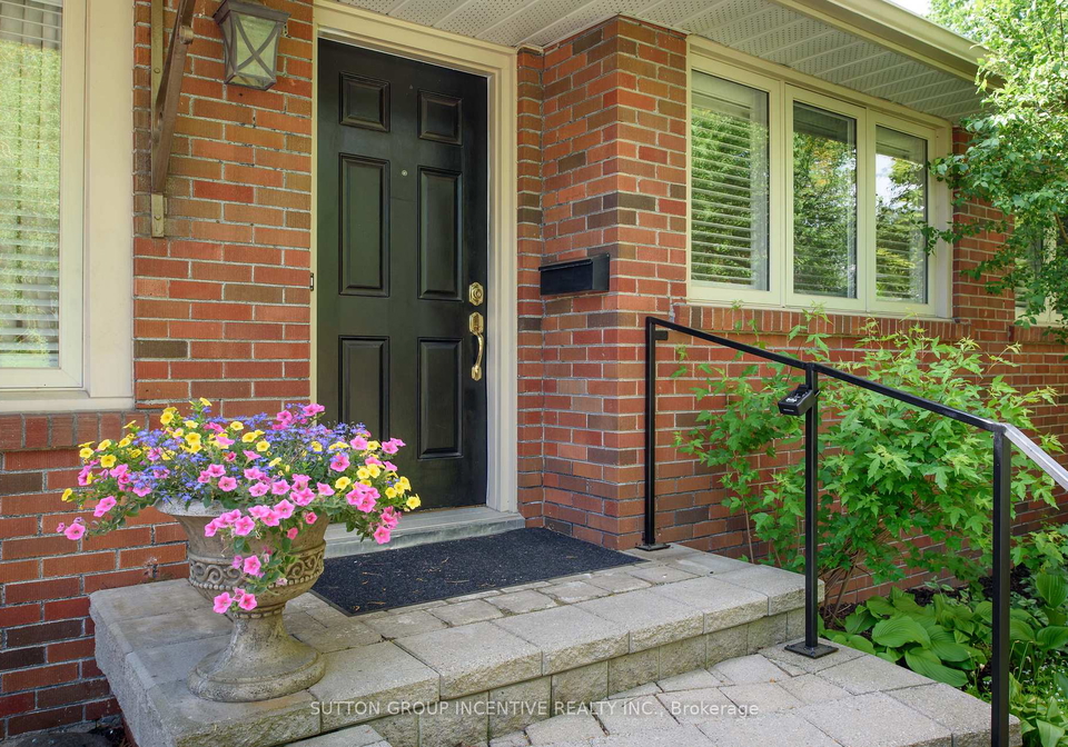 81-letitia-street-barrie-ontario-s13250032