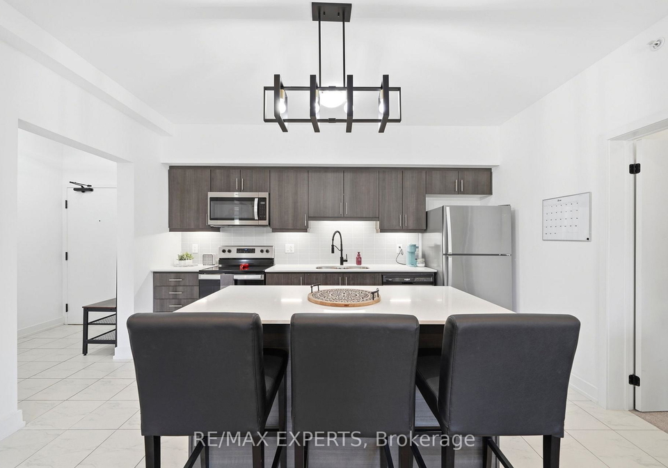 4-spice-way-barrie-ontario-s13250330