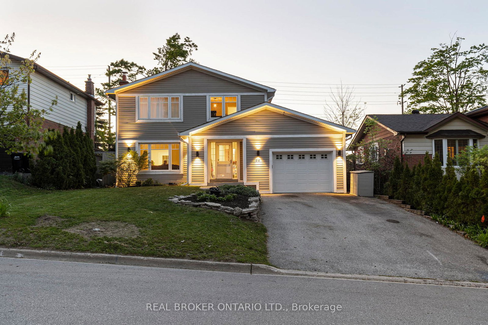 54-farmingdale-crescent-barrie-ontario-s13257336