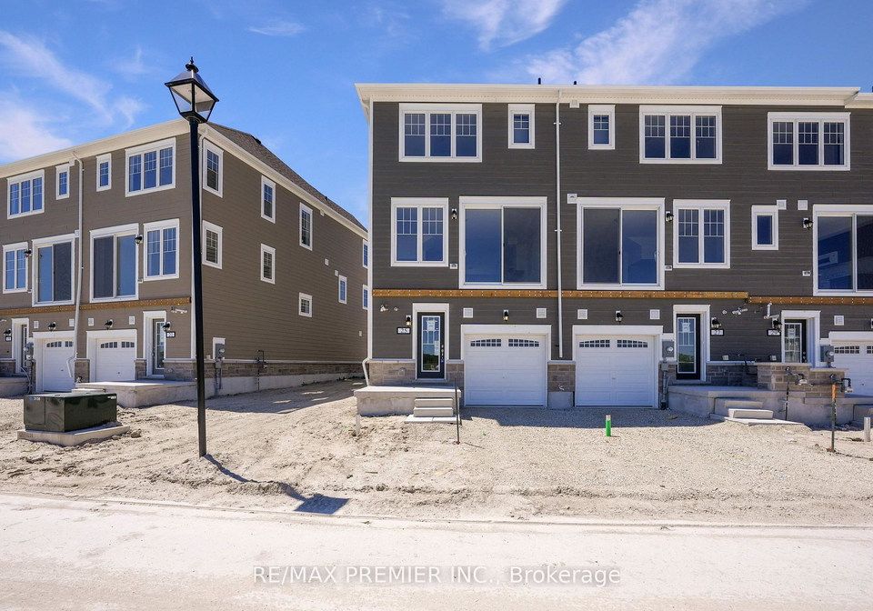 25-sama-way-wasaga-beach-ontario-s13411372