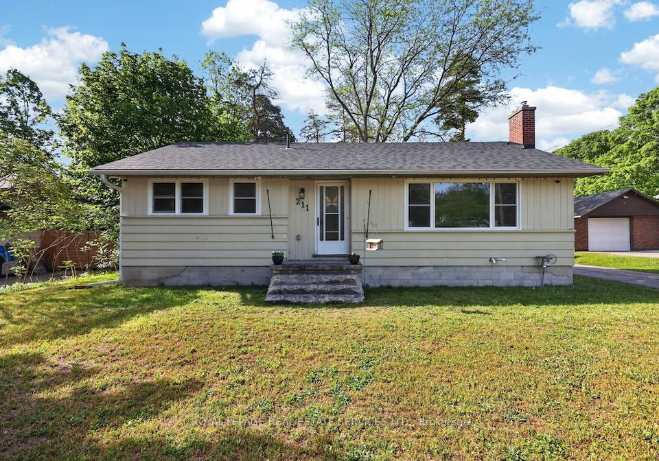211-mccrea-drive-clearview-ontario-s13413578