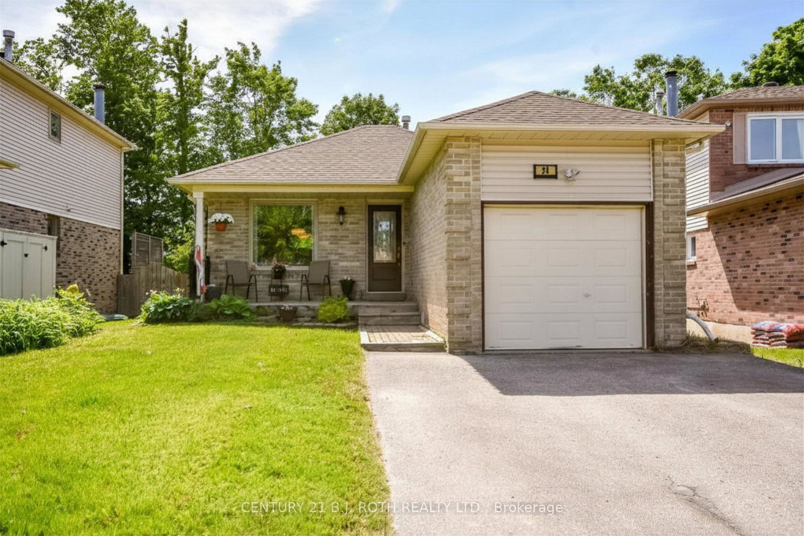 24-pae-drive-barrie-ontario-s13414436