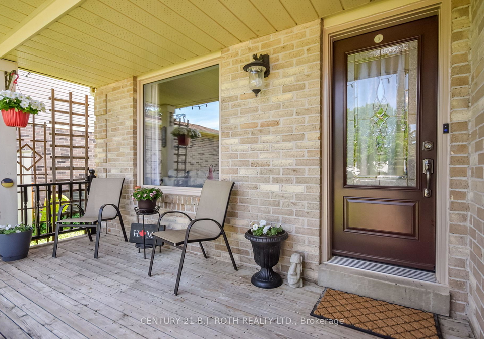 24-pae-drive-barrie-ontario-s13414436