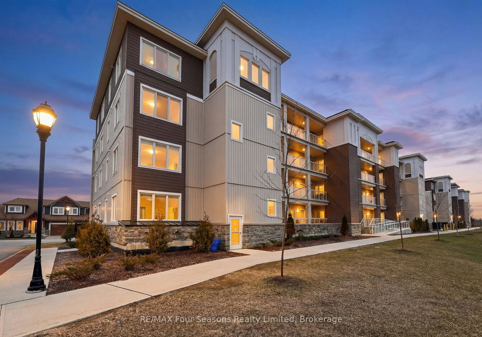 17-spooner-crescent-collingwood-ontario-s13415988