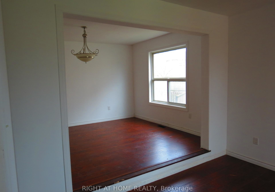 302-stanley-street-barrie-ontario-s13416064
