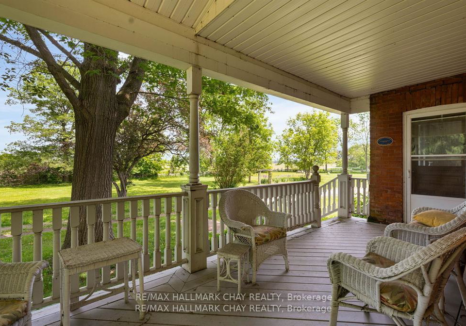 1407-flos-8-road-w-springwater-ontario-s13416366