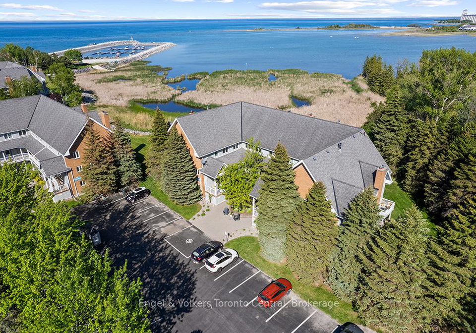 2-rambling-way-collingwood-ontario-s13416472