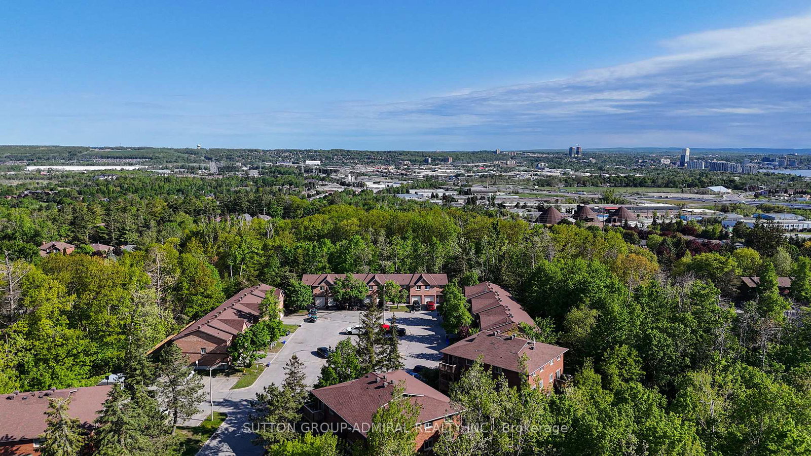 16-evergreen-court-barrie-ontario-s13418144