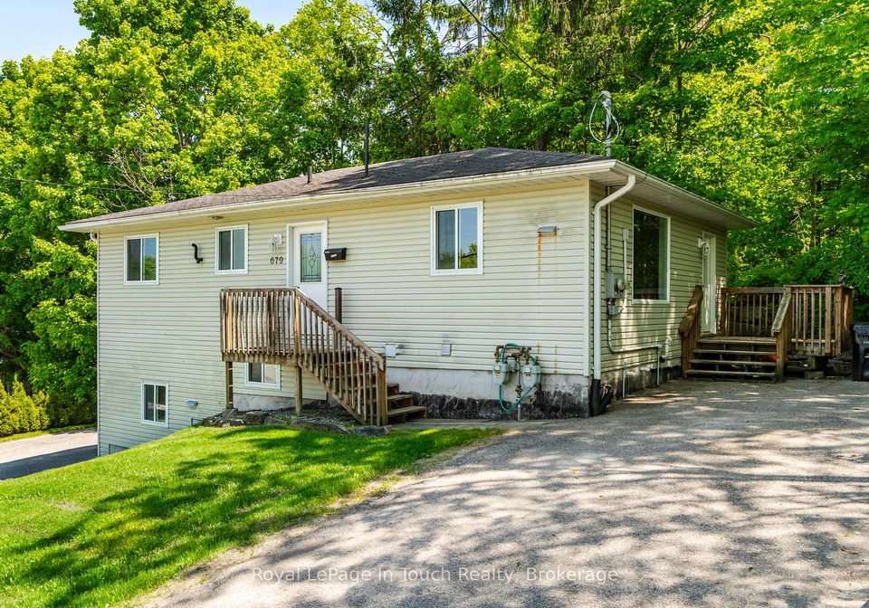 679-montreal-street-midland-ontario-s13421928