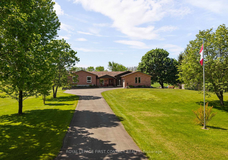 2053-26-highway-springwater-ontario-s13425036