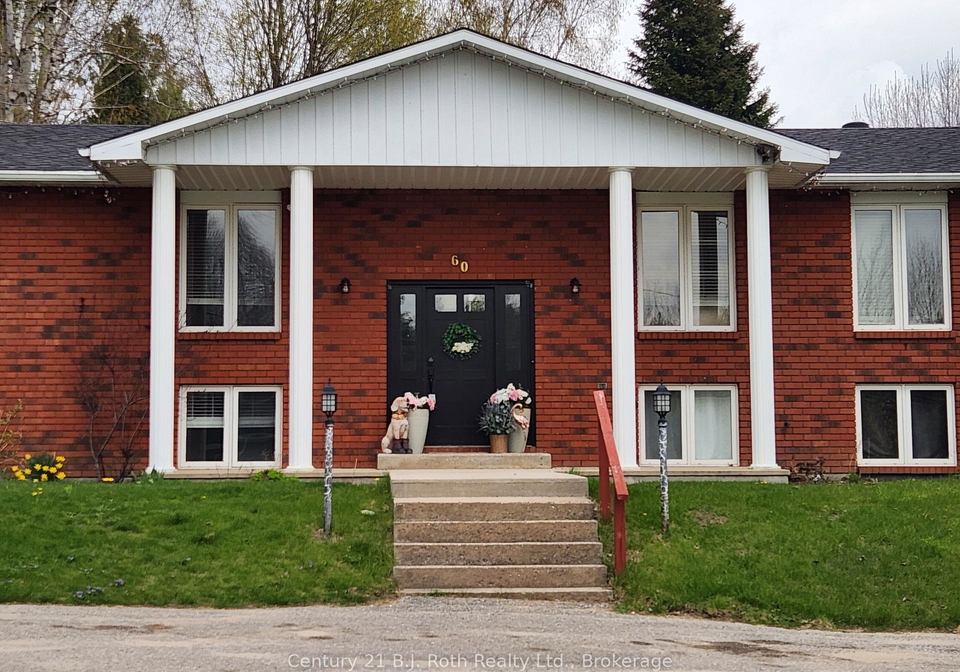 60-lepage-drive-penetanguishene-ontario-s13427306