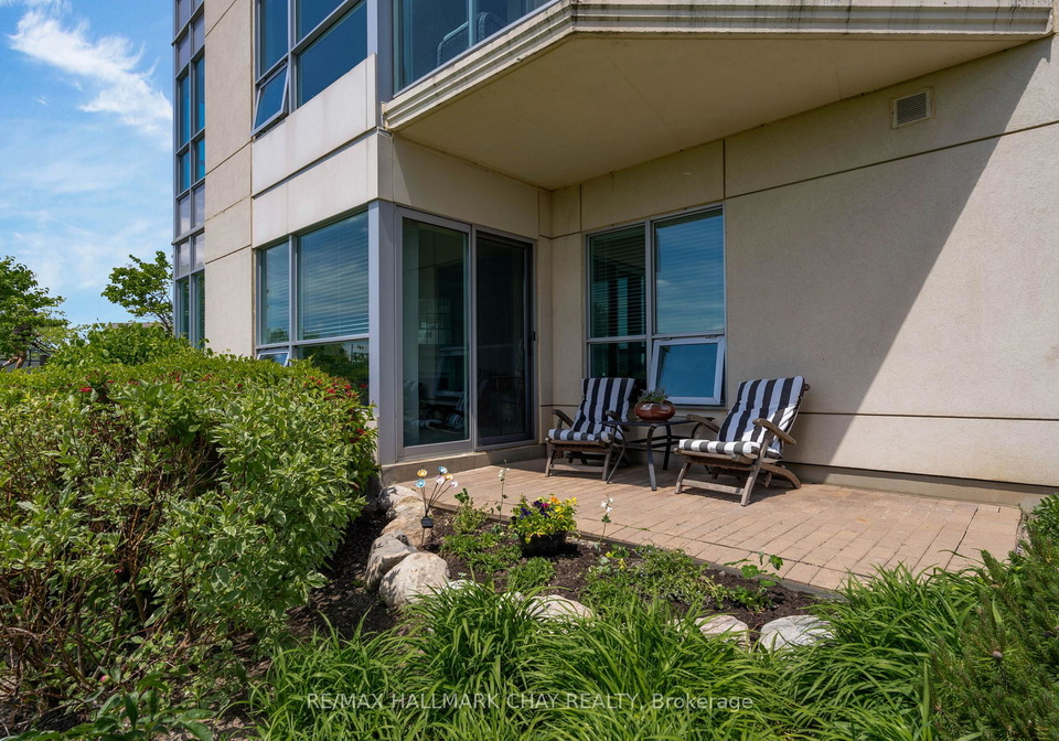 6-toronto-street-barrie-ontario-s13427344