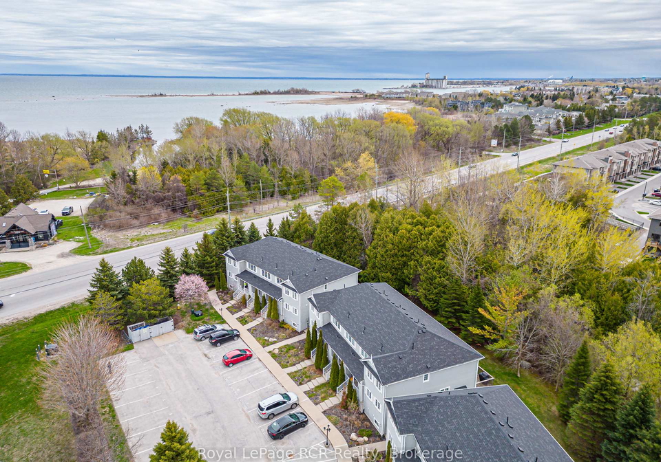 9-royalton-lane-collingwood-ontario-s13427592