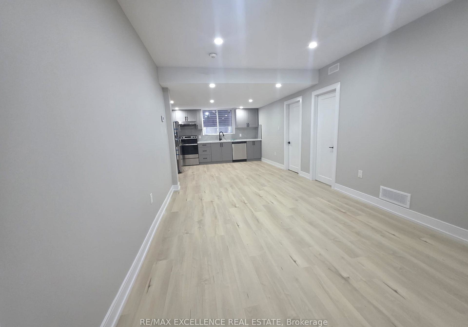 91-berkely-street-wasaga-beach-ontario-s13428404