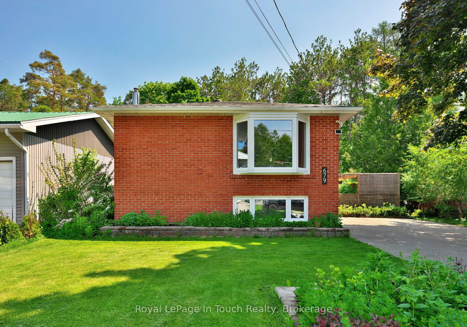679-simcoe-avenue-tay-ontario-s13429840