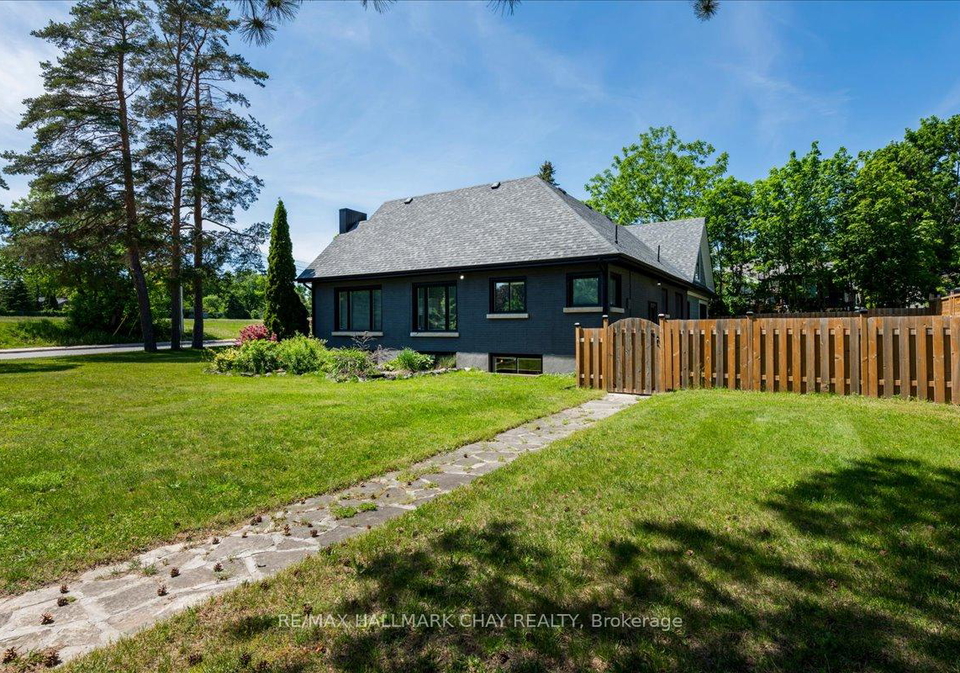 69-rodney-street-barrie-ontario-s13430118