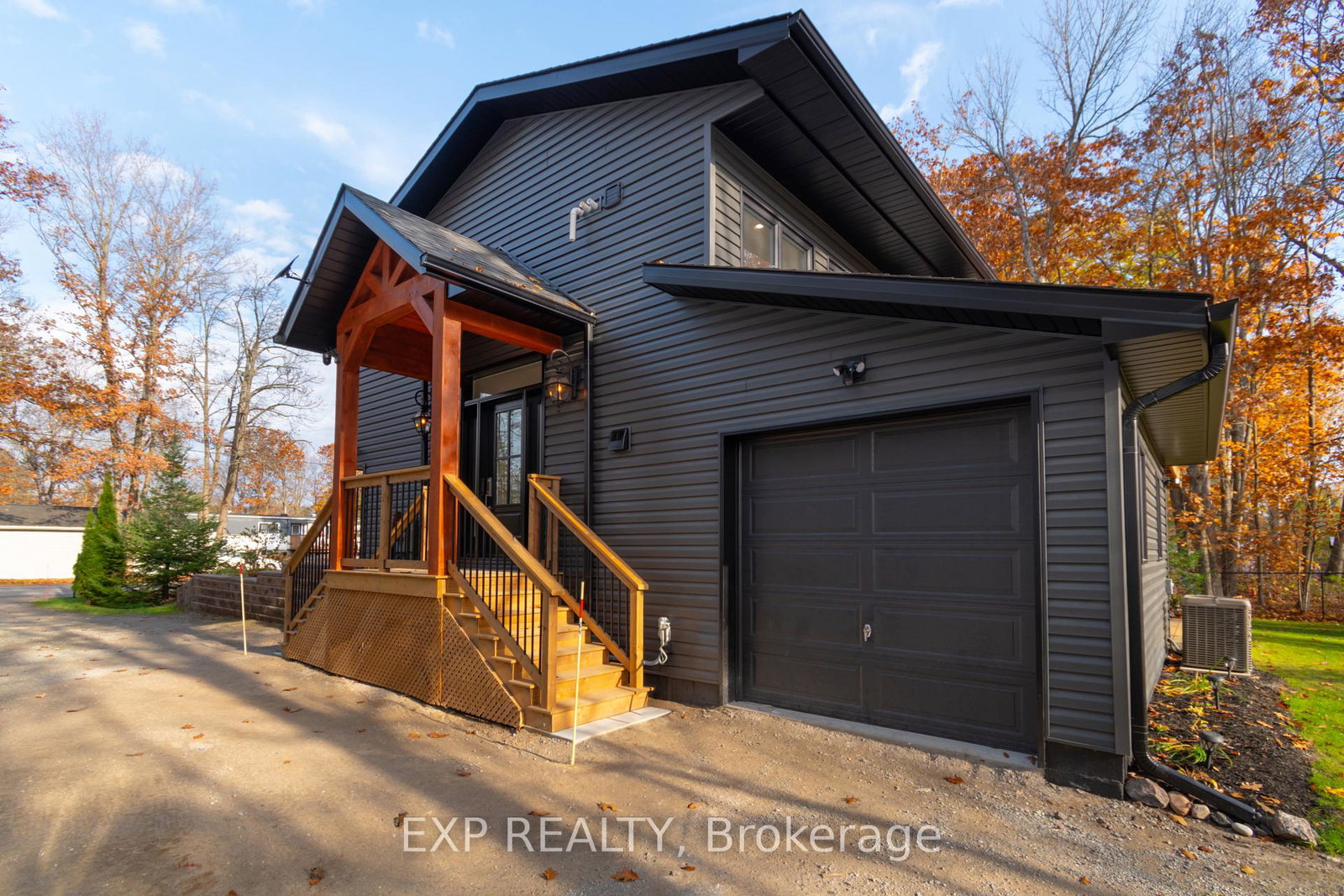 39-becketts-side-road-tay-ontario-s13431046